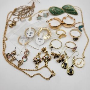 Elegant Gold and Black Stone Jewelry Set